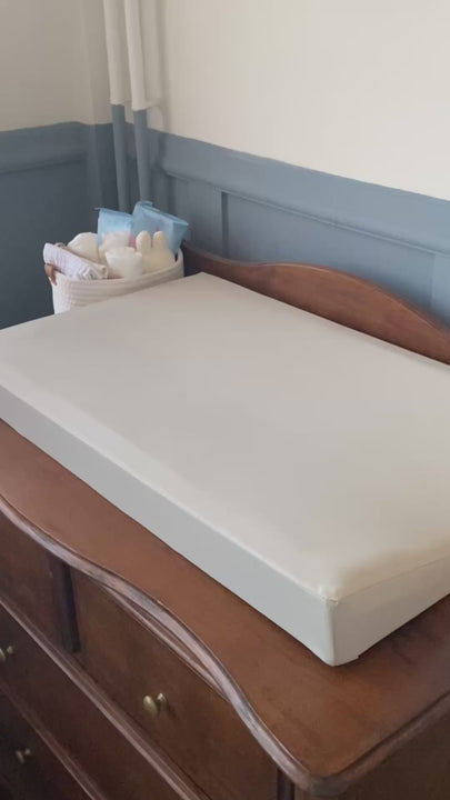 MIMMTI SleepyBeebi Beige: verschonen zonder uitkleden (Nienke)