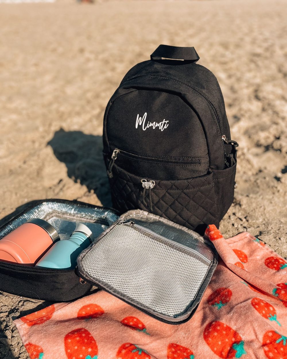 MIMMTI Mini luiertas in zwart: Lunchbag mee naar het strand